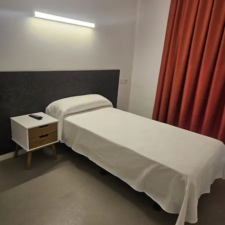 Hotel Epsilon *